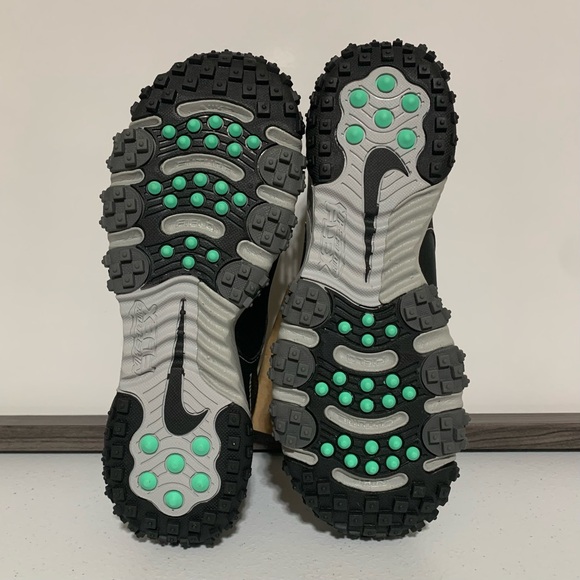 Nike Future Field Cleats-Size 6 Youth/6 Men’s/7.5 Women’s - Picture 8 of 14